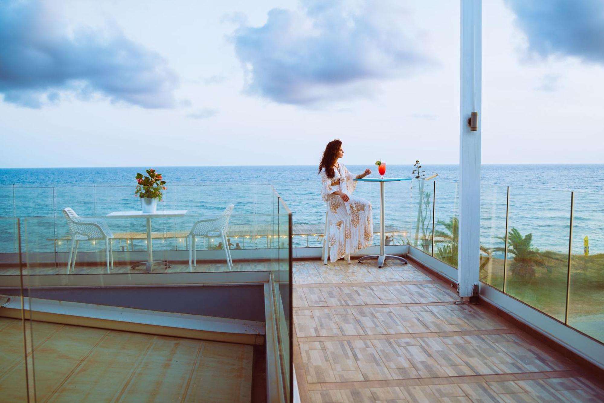 Must Boutique Hotel & Restaurant Kanali  Exterior photo